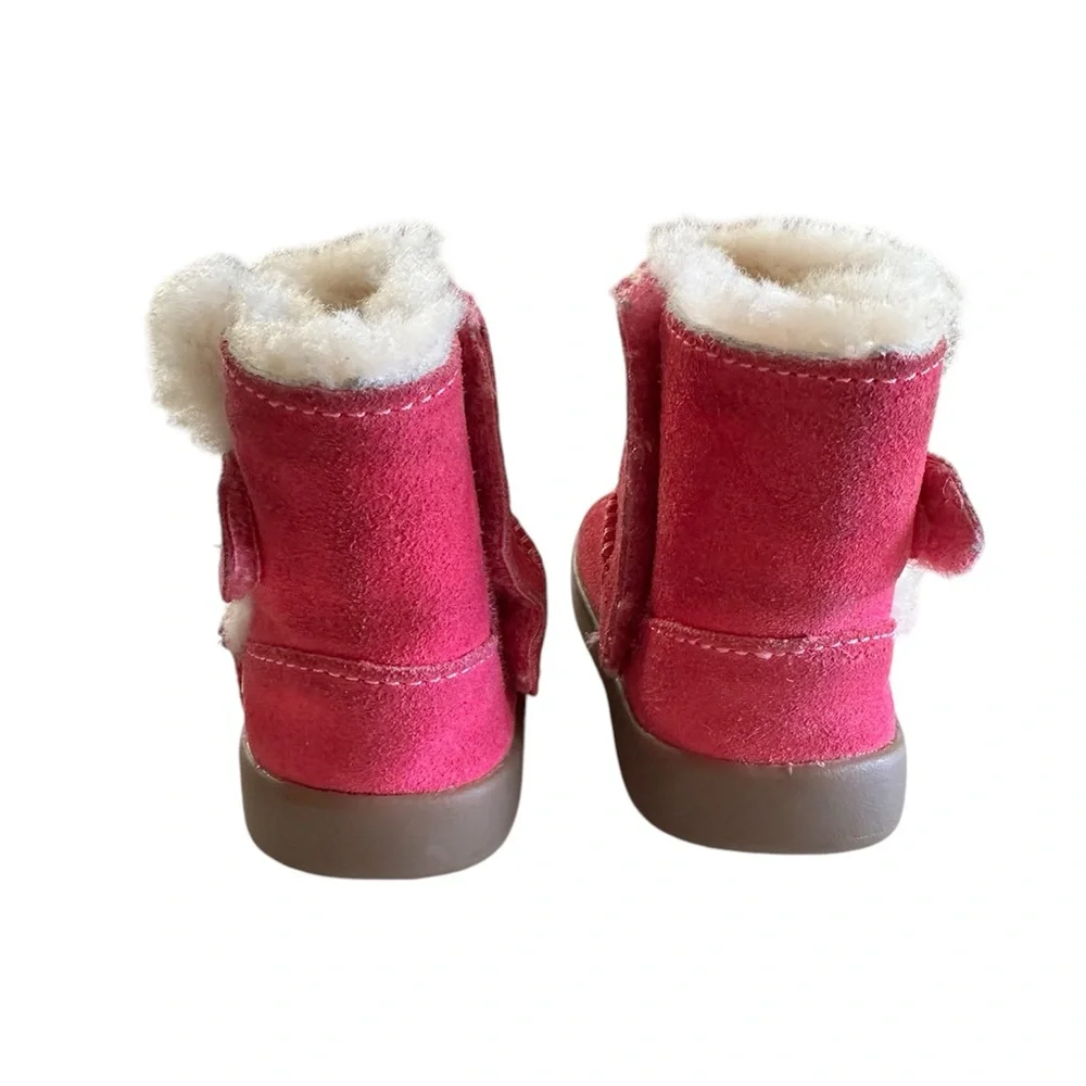 UGG infant Keelan pink boots size 0/1